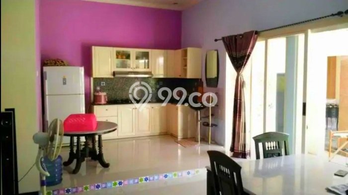 Hunian Elit LB 300m2 Siap Pakai Desain Elegan di Kutisari, Surabaya Hunian Elit LB 300m2 Siap Pakai Desain Elegan di Kutisari, Surabaya