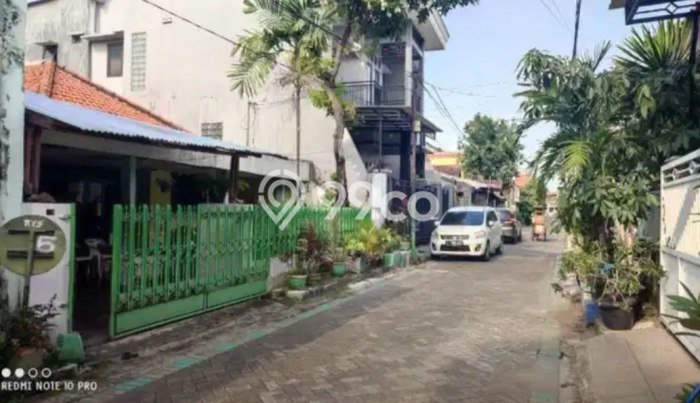 Rumah kawasan Ketintang, Surabaya, LT 200m2m² Bangunan 160m2m² Rumah kawasan Ketintang, Surabaya, LT 200m2m² Bangunan 160m2m²