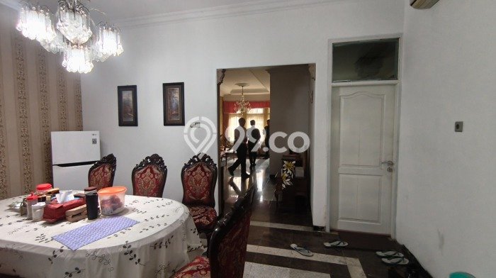 Siap Huni Rumah Mewah 3 Kamar di Gayungan Dekat ke Mana Pun Siap Huni Rumah Mewah 3 Kamar di Gayungan Dekat ke Mana Pun