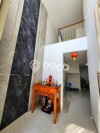 Rumah Siap Pakai di Sukomanunggal, Surabaya, LT 144m2m² Bangunan 212m2m² Rumah Siap Pakai di Sukomanunggal, Surabaya, LT 144m2m² Bangunan 212m2m²