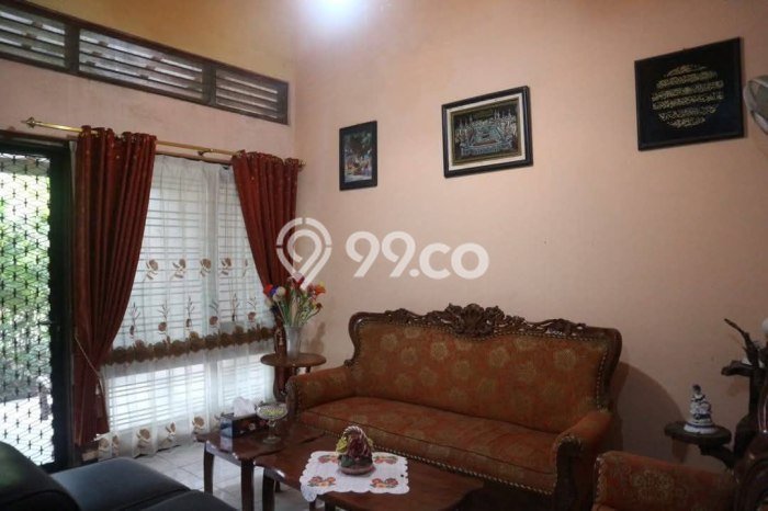 Rumah di Gayungan, Surabaya, Luas 382m2m² Bangunan 340m2m² Rumah di Gayungan, Surabaya, Luas 382m2m² Bangunan 340m2m²