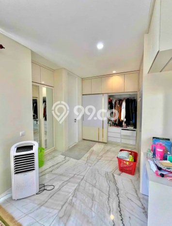 Dijual Rumah Premium dengan Fasilitas Sekitar Lengkap di Lakarsantri, Surabaya Dijual Rumah Premium dengan Fasilitas Sekitar Lengkap di Lakarsantri, Surabaya