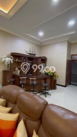 PENAWARAN TERBATAS! Rumah Premium di Gayungan, LT 670m2m² LB 700m2m² PENAWARAN TERBATAS! Rumah Premium di Gayungan, LT 670m2m² LB 700m2m²