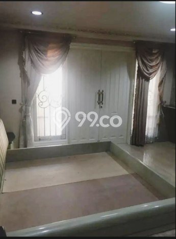 INVESTASI TEPAT! Rumah area Gubeng, Luas 369m2m² LB 550m2m² INVESTASI TEPAT! Rumah area Gubeng, Luas 369m2m² LB 550m2m²