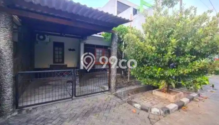 Dijual Rumah Strategis Bagus Punya 2 KT di Wiyung Surabaya SHM Dijual Rumah Strategis Bagus Punya 2 KT di Wiyung Surabaya SHM