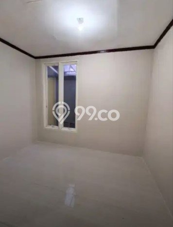 Rumah Terawat area Rungkut, Surabaya, Luas Tanah 105m2m², Luas Bangunan 180m2m² Rumah Terawat area Rungkut, Surabaya, Luas Tanah 105m2m², Luas Bangunan 180m2m²