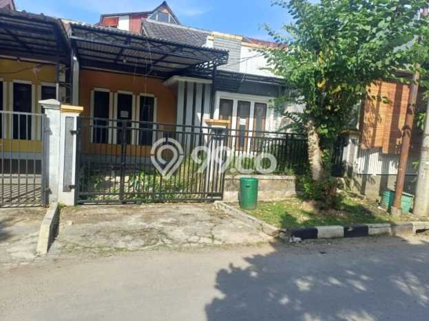 Rumah Sewa Bogor LT 105m2 LB 64m2 Kawasan Sentul Rumah Sewa Bogor LT 105m2 LB 64m2 Kawasan Sentul