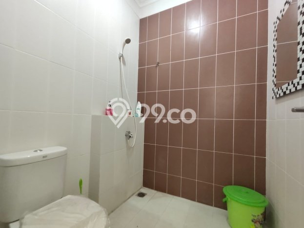 Rumah LT 195m² di Tanah Sareal, Bogor - Akses Mudah Rumah LT 195m² di Tanah Sareal, Bogor - Akses Mudah