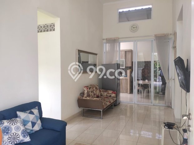 Rumah LT 195m² di Tanah Sareal, Bogor - Akses Mudah Rumah LT 195m² di Tanah Sareal, Bogor - Akses Mudah