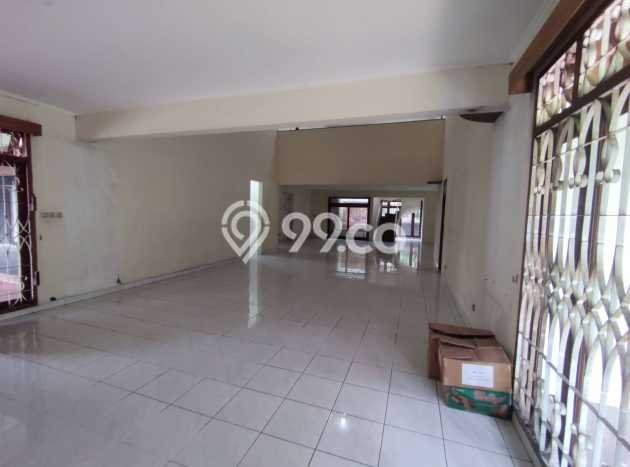 SPECIAL PRICE! Rumah Strategis di Baranangsiang, Luas 1400m² LB 500m² SPECIAL PRICE! Rumah Strategis di Baranangsiang, Luas 1400m² LB 500m²
