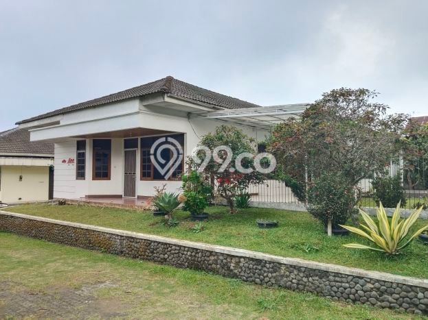 Jual Rumah 4 KT di Cipanas, Cianjur - Luas Tanah 483m2m² Jual Rumah 4 KT di Cipanas, Cianjur - Luas Tanah 483m2m²