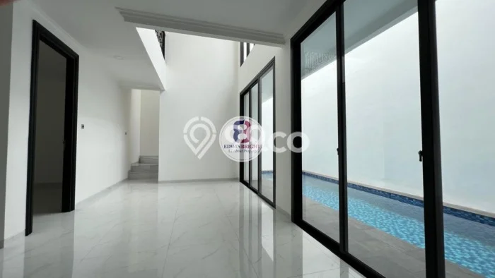 Rumah Elit Modern Tanpa Renovasi di Sektor 9-Bintaro Tangerang Selatan Rumah Elit Modern Tanpa Renovasi di Sektor 9-Bintaro Tangerang Selatan
