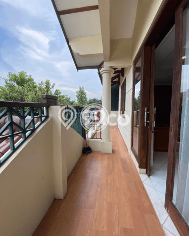 For Sale! Luxury House LT 264m2 Desain Modern di Pondok Indah For Sale! Luxury House LT 264m2 Desain Modern di Pondok Indah