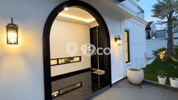 Hunian Mewah LB 250m2 Siap Pakai Desain Elegan di Sektor 9-Bintaro, Tangerang Selatan Hunian Mewah LB 250m2 Siap Pakai Desain Elegan di Sektor 9-Bintaro, Tangerang Selatan