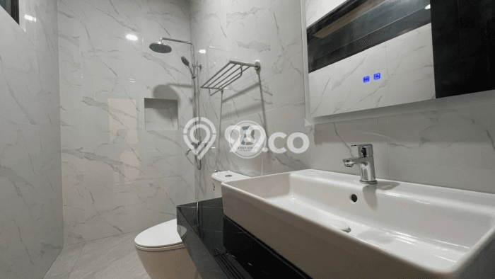 Hunian Mewah LB 250m2 Siap Pakai Desain Elegan di Sektor 9-Bintaro, Tangerang Selatan Hunian Mewah LB 250m2 Siap Pakai Desain Elegan di Sektor 9-Bintaro, Tangerang Selatan