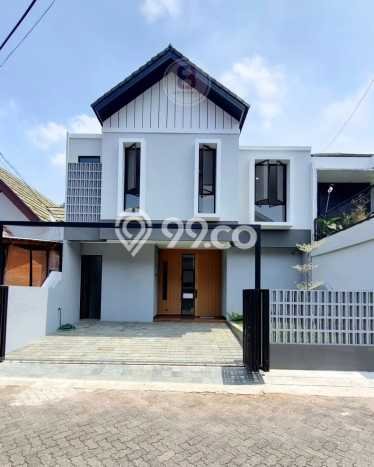 Dijual Rumah Luas Megah Dengan View Eksklusif di Bintaro, Jakarta Selatan Dijual Rumah Luas Megah Dengan View Eksklusif di Bintaro, Jakarta Selatan