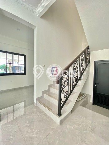 Rumah Elit Modern Tanpa Renovasi di Sektor 9-Bintaro Tangerang Selatan Rumah Elit Modern Tanpa Renovasi di Sektor 9-Bintaro Tangerang Selatan