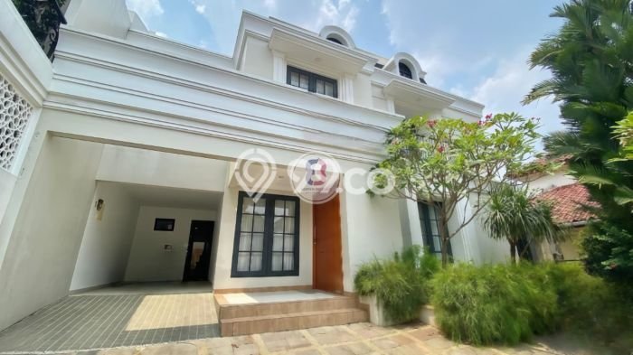 Hunian Mewah LB 380m2 Siap Huni Desain Elegan di Bintaro, Jakarta Selatan Hunian Mewah LB 380m2 Siap Huni Desain Elegan di Bintaro, Jakarta Selatan