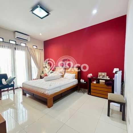 Rumah Mewah LB 261m2 Siap Huni Desain Elegan di Sektor 3 - Bintaro, Tangerang Selatan Rumah Mewah LB 261m2 Siap Huni Desain Elegan di Sektor 3 - Bintaro, Tangerang Selatan