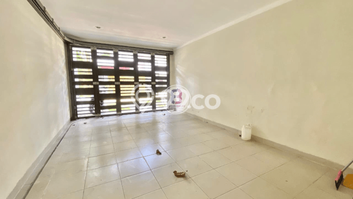 Rumah Luxury Modern Tanpa Renovasi di Sektor 7-Bintaro Tangerang Selatan Rumah Luxury Modern Tanpa Renovasi di Sektor 7-Bintaro Tangerang Selatan