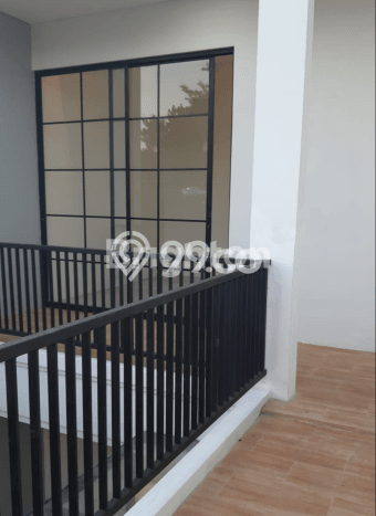 HOT LISTING! Rumah Untuk Investasi di Wonocolo, LT 125m² Bangunan 140m² HOT LISTING! Rumah Untuk Investasi di Wonocolo, LT 125m² Bangunan 140m²