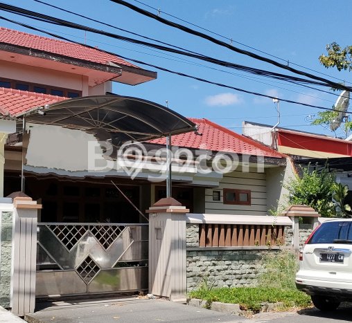 Rumah Strategis di Manyar, Dekat Manyar, Surabaya, Surabaya - 4 KT Rumah Strategis di Manyar, Dekat Manyar, Surabaya, Surabaya - 4 KT