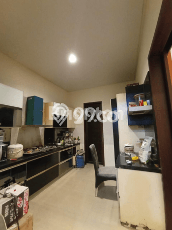 Rumah area kertajaya, 4 KT, Akses Mudah Pusat Kota, Luas 300m² LB 315m² Rumah area kertajaya, 4 KT, Akses Mudah Pusat Kota, Luas 300m² LB 315m²