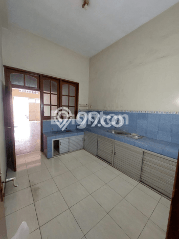 GOOD DEAL! Rumah Premium di Dharma Husada, Luas 300m² Bangunan 450m² GOOD DEAL! Rumah Premium di Dharma Husada, Luas 300m² Bangunan 450m²