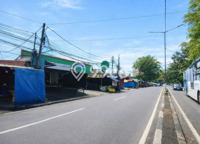 Disewakan Ruko di Kramat Jati Jakarta Timur LT 300m2, LB 224m2 Disewakan Ruko di Kramat Jati Jakarta Timur LT 300m2, LB 224m2