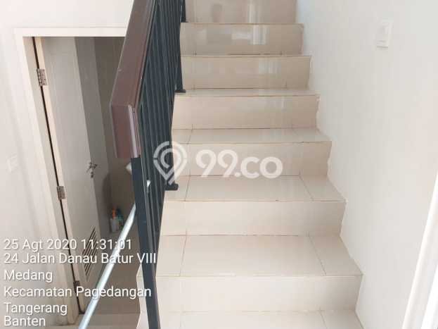 Dijual Rumah Minimalis Bagus Punya 3 KT di Serpong Tangerang Selatan SHM Dijual Rumah Minimalis Bagus Punya 3 KT di Serpong Tangerang Selatan SHM