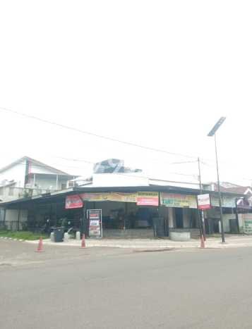 Unit Ruko Disewakan di BSD Nusaloka di Area Ramai & Strategis Unit Ruko Disewakan di BSD Nusaloka di Area Ramai & Strategis