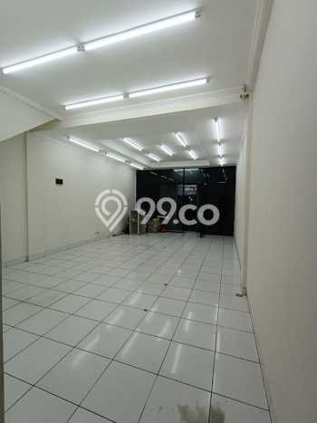 Disewakan Ruko di Kawasan Ramai Cibubur Luas 67m2 Disewakan Ruko di Kawasan Ramai Cibubur Luas 67m2