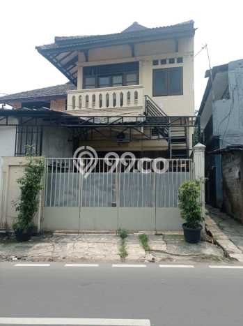 Rumah Luxury Modern Siap Huni di Condet Jakarta Timur Rumah Luxury Modern Siap Huni di Condet Jakarta Timur