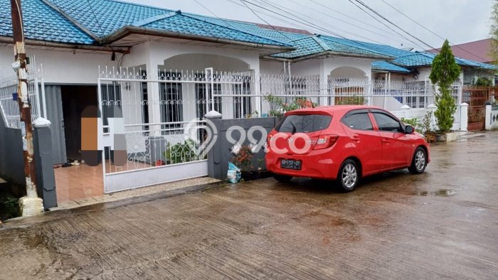 Dijual Cepat Rumah Favorit Siap Huni LB 150m2 di Pontianak Timur, Pontianak Dijual Cepat Rumah Favorit Siap Huni LB 150m2 di Pontianak Timur, Pontianak