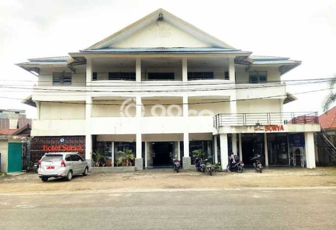 Siap Huni Rumah Mewah 43 Kamar di Pontianak Kota Dekat ke Mana Pun Siap Huni Rumah Mewah 43 Kamar di Pontianak Kota Dekat ke Mana Pun