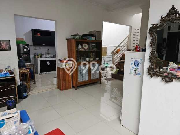 Jual Rumah Luas Elegan Dengan View Cantik di Ketintang, Surabaya Jual Rumah Luas Elegan Dengan View Cantik di Ketintang, Surabaya