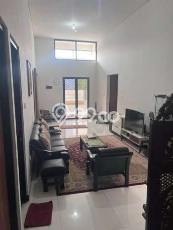 For Sale Rumah Elit Exclusive di Rungkut, Surabaya For Sale Rumah Elit Exclusive di Rungkut, Surabaya