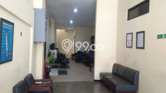FOR SALE! Kantor di Tenggilis Mejoyo Surabaya, LT 858m2, LB 780m2 FOR SALE! Kantor di Tenggilis Mejoyo Surabaya, LT 858m2, LB 780m2