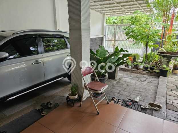 Jual Rumah Luas Elegan Dengan View Cantik di Ketintang, Surabaya Jual Rumah Luas Elegan Dengan View Cantik di Ketintang, Surabaya