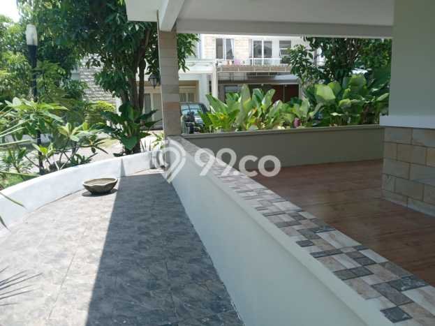 Dijual Rumah Premium dengan Fasilitas Sekitar Komplit di Wiyung, Surabaya Dijual Rumah Premium dengan Fasilitas Sekitar Komplit di Wiyung, Surabaya
