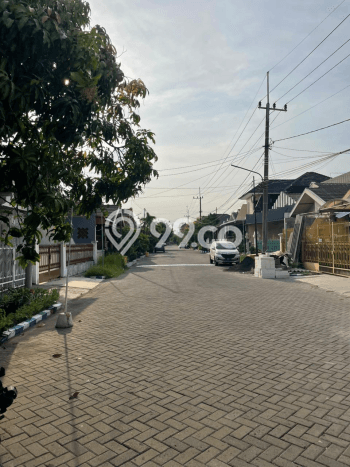 For Sale Hunian Rumah Nyaman 4 Kamar di Pondok Tjandra, Sidoarjo For Sale Hunian Rumah Nyaman 4 Kamar di Pondok Tjandra, Sidoarjo