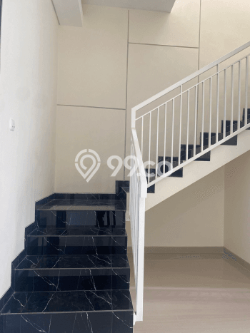 For Sale Rumah Elit Exclusive di Rungkut, Surabaya For Sale Rumah Elit Exclusive di Rungkut, Surabaya