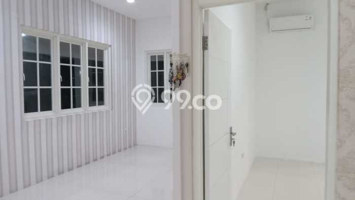 Dijual Rumah Premium dengan Fasilitas Sekitar Komplit di Wiyung, Surabaya Dijual Rumah Premium dengan Fasilitas Sekitar Komplit di Wiyung, Surabaya