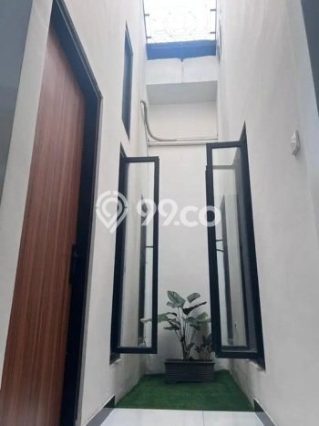 For Sale Rumah Elit Exclusive di Rungkut, Surabaya For Sale Rumah Elit Exclusive di Rungkut, Surabaya