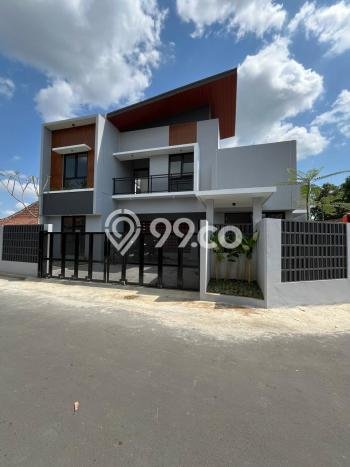 Rumah Siap Disurvey di Mlati, Sleman, LT 124m2m² Bangunan 165m2m² Rumah Siap Disurvey di Mlati, Sleman, LT 124m2m² Bangunan 165m2m²