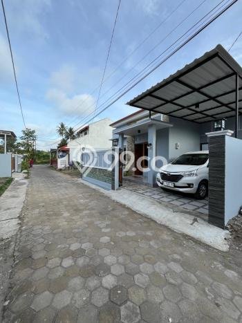 Rumah Modern Cantik 2 KT Siap Huni di Sleman Rumah Modern Cantik 2 KT Siap Huni di Sleman