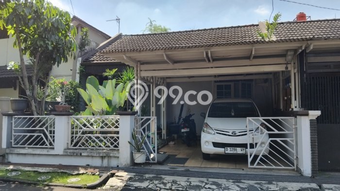 Dijual Cepat Rumah Bagus Siap Huni LB 100m2 di Regol, Bandung Dijual Cepat Rumah Bagus Siap Huni LB 100m2 di Regol, Bandung