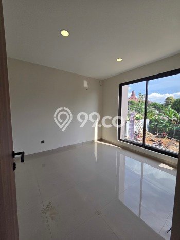 For Sale Hunian Rumah Terawat 3 KT di Bintaro, Tangerang Selatan For Sale Hunian Rumah Terawat 3 KT di Bintaro, Tangerang Selatan