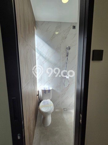 For Sale Hunian Rumah Terawat 3 KT di Bintaro, Tangerang Selatan For Sale Hunian Rumah Terawat 3 KT di Bintaro, Tangerang Selatan