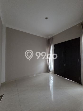 Rumah Luxury Modern Siap Huni di Joglo Jakarta Barat Rumah Luxury Modern Siap Huni di Joglo Jakarta Barat